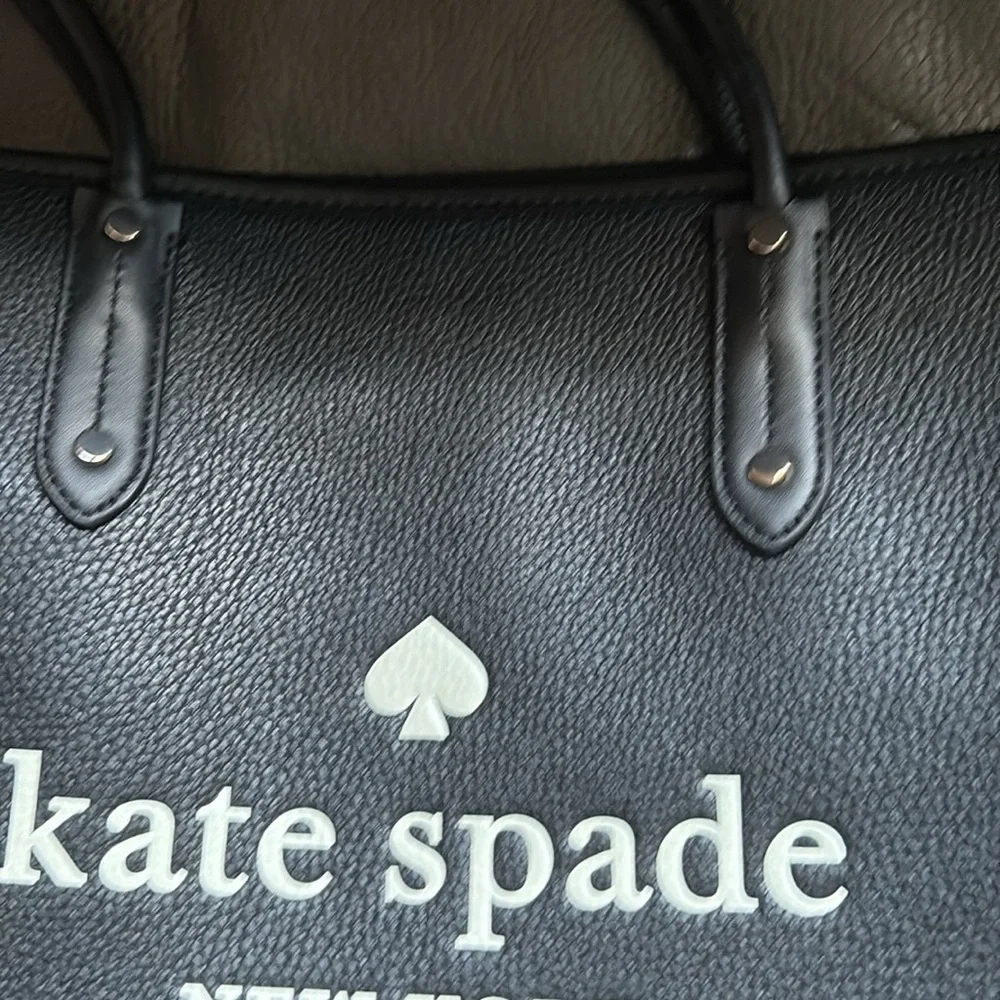Kate spade black pebble shoulder bag